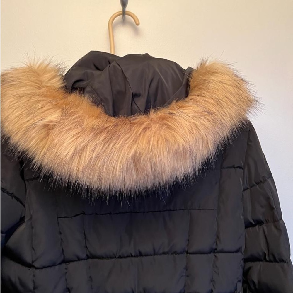 Winter coat - Picture 10 of 12
